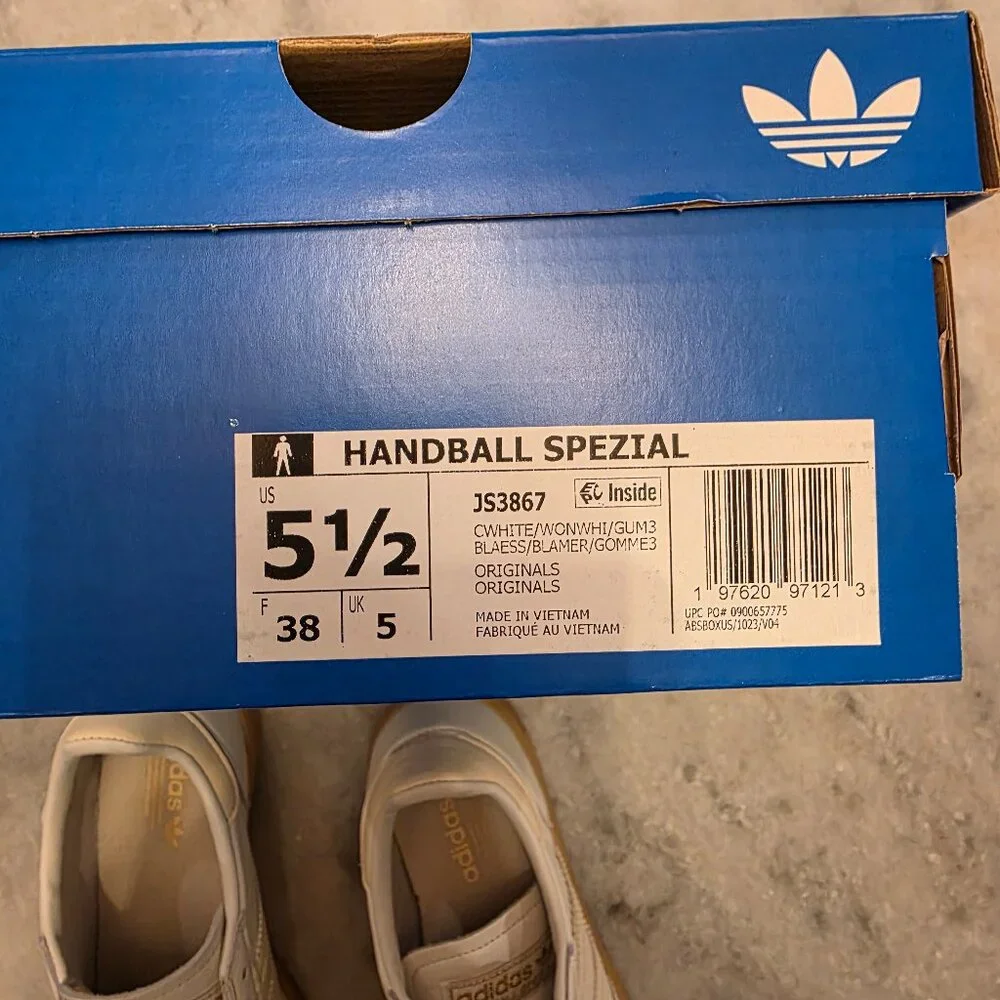 adidas Spezial Sneakers in White/Off-White - Picture 8 of 8